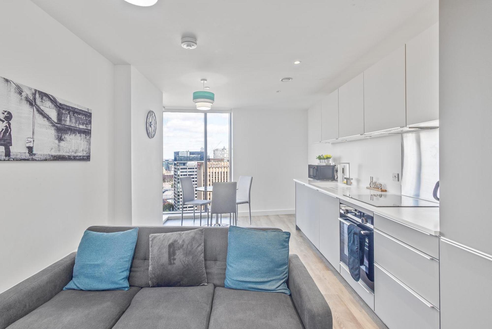 Luxury 2 Bedroom Apartment, On Broad Street! Бирмингем Экстерьер фото
